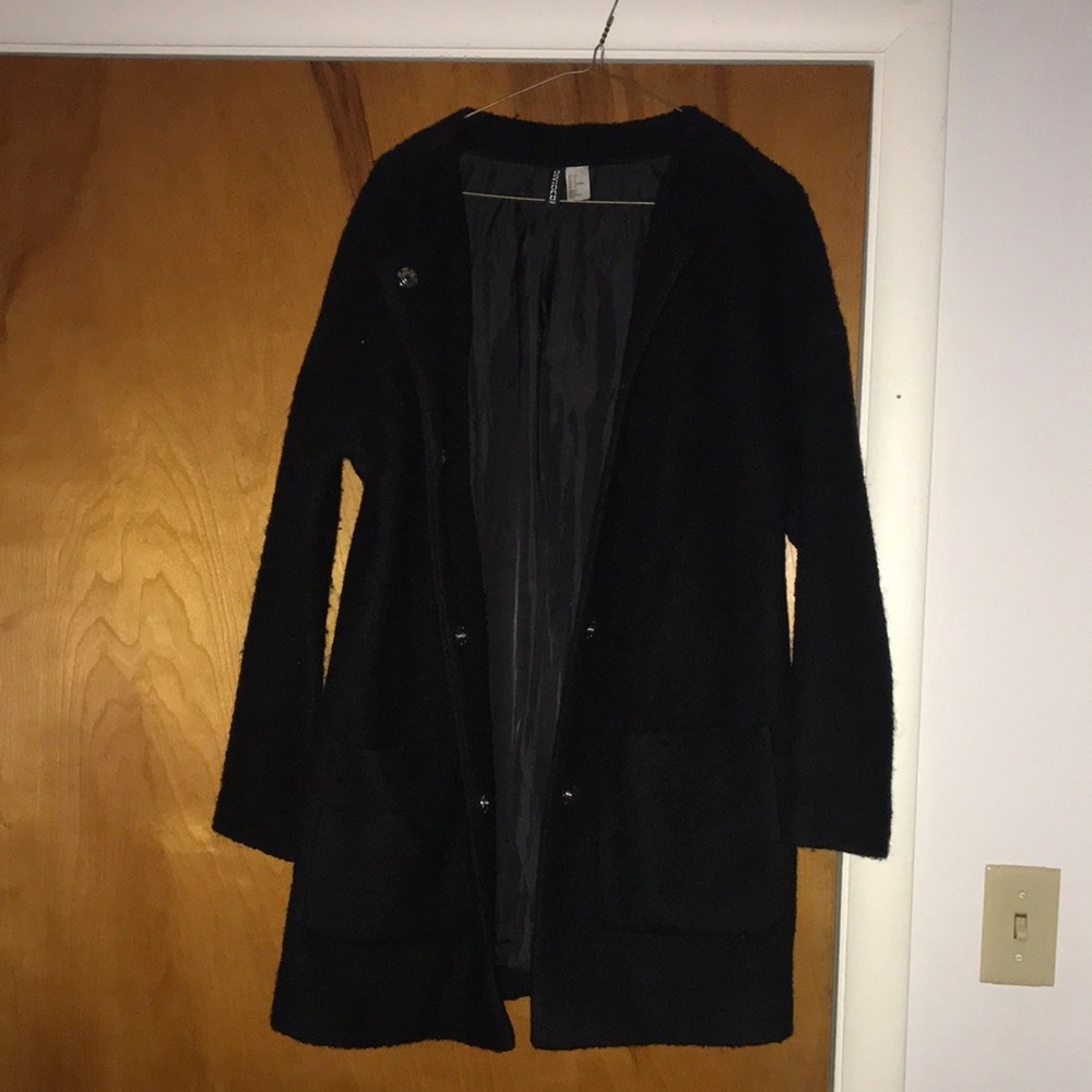 Divided H&M black wool blend boucle coat